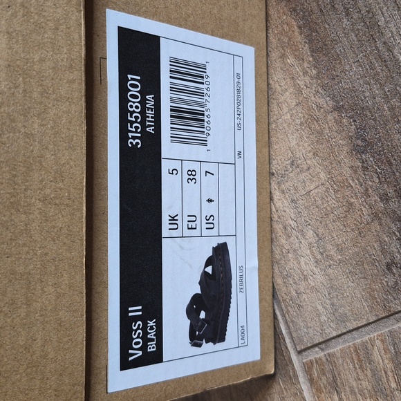 Dr. Martens Voss II Athena Black Platform Sandals, EU 38, Listing as Size 8 - Picture 15 of 16